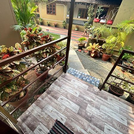 Salida Garden Hut Patnem Hotel Patnem Beach Bagian luar foto